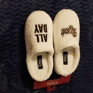 Circus by Sam Edelman rose all day fuzzy slippers